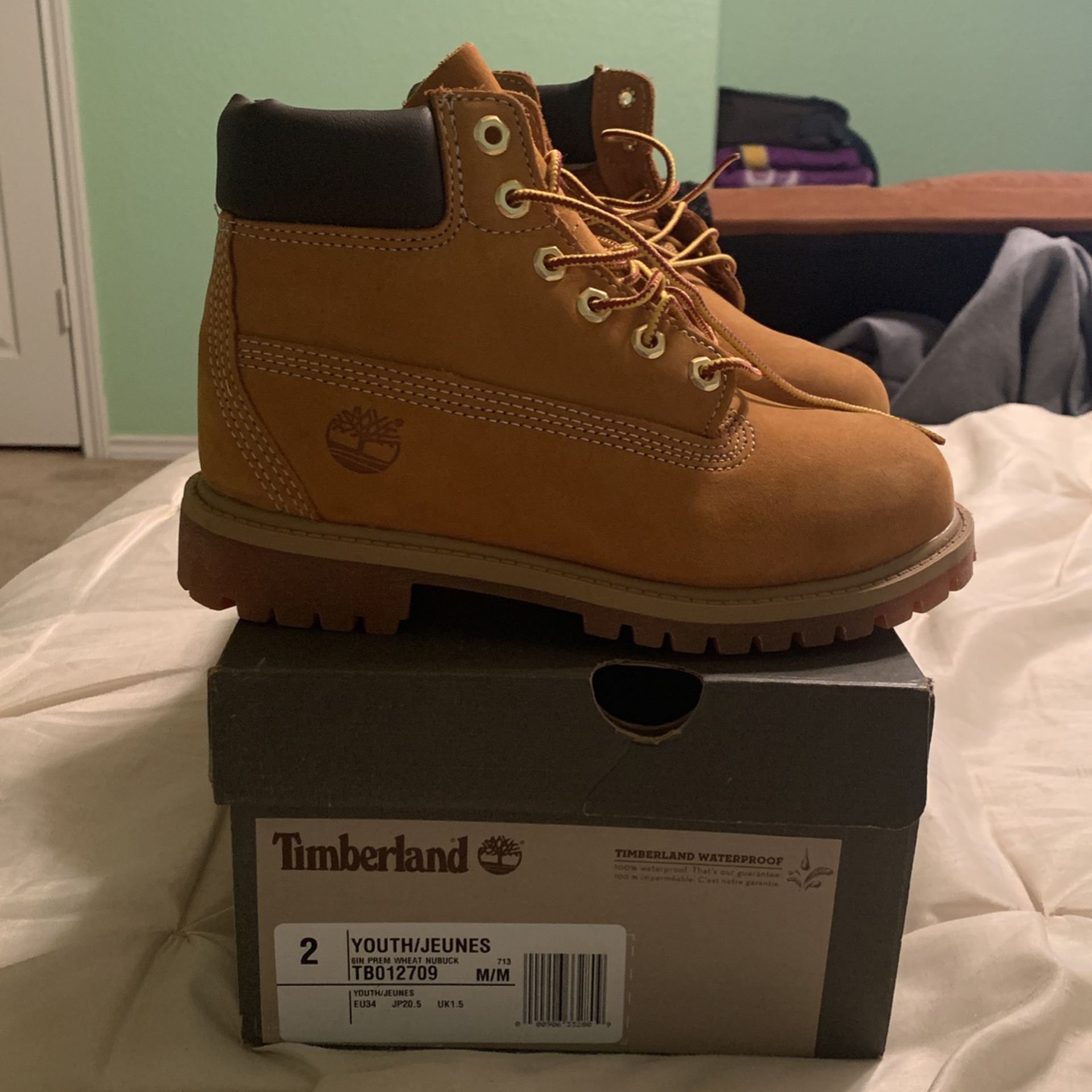 Youth Timberland Boots. Size for Sale San Antonio, TX - OfferUp
