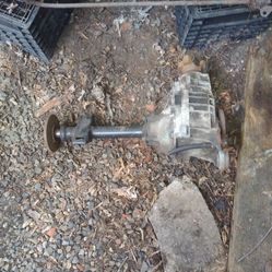 Transfer Case Front For A 2000 S10