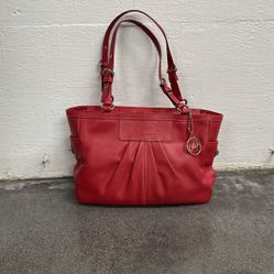 Coach Red Leather F13759 Tote Shoulder Handbag Purse 2000s Y2K