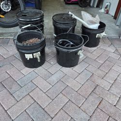 Hydroponic Buckets With Lids 