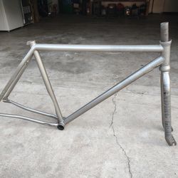 SE 2011 SE "Us Versus Them" Frameset