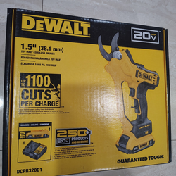 NEW DeWalt 1.5" Powered Pruner Kit Cordless Battery + Charger Cordless Pruning Shears
