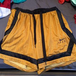 nike basketball shorts