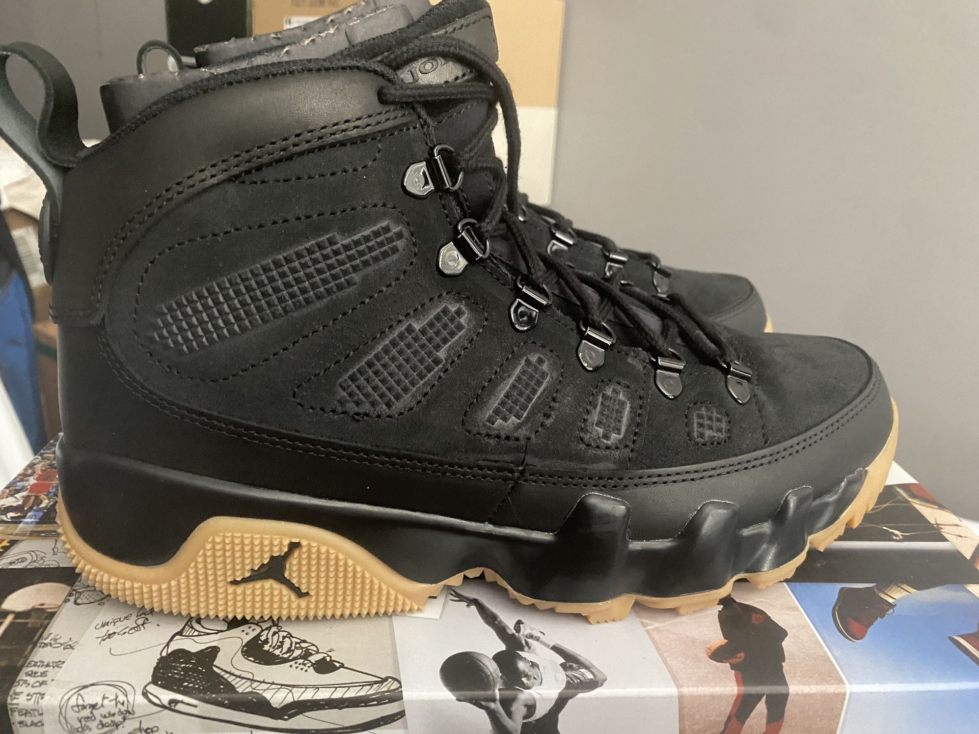 Air Jordan 9 Retro Boot NRG “Black Gum” size 8.5