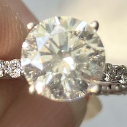 GIA Certified - 2.27 Real Diamond-Round