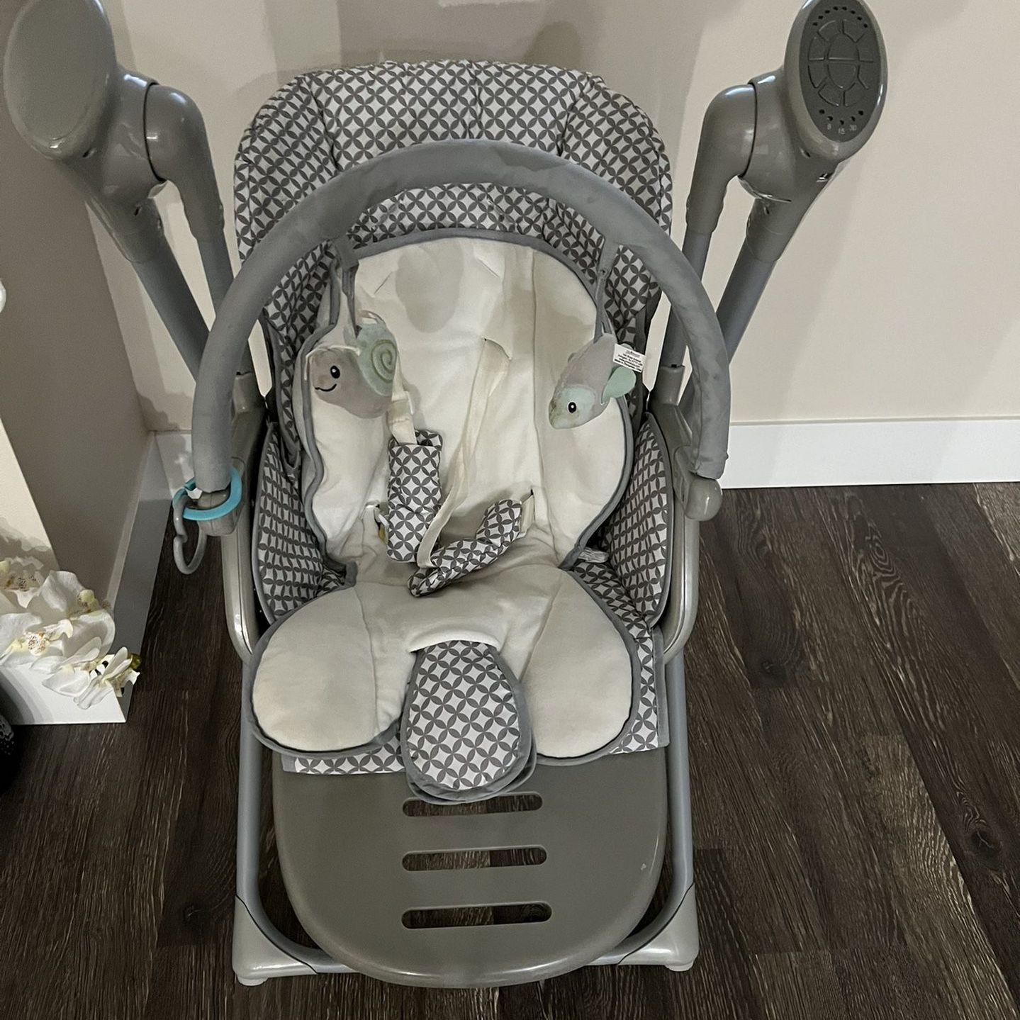 Smart voyager infant swing and high chair