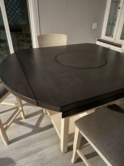 Inter Changeable table
