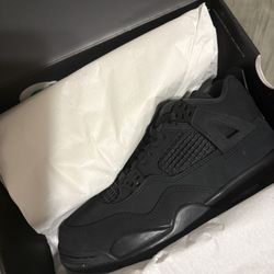 Jordan 4 Black Cats Size 7y