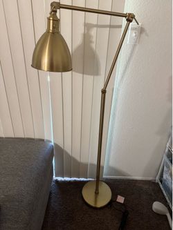 Gold lamp stand