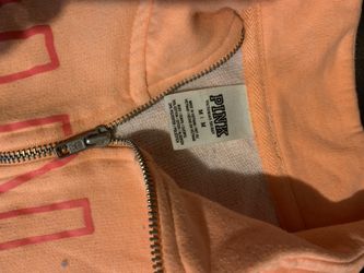 Victoria Secrets Pink sweatshirt