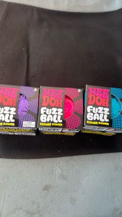 Needoh fuzz ball flower power