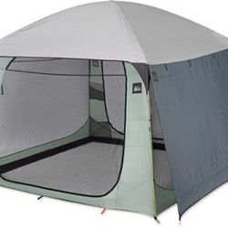 REI 10’ X 10’ Screen Enclosure with Wind/Rain Fly