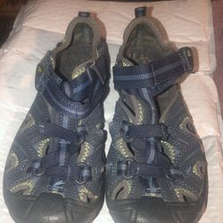 KEEN Newport H2 Men’s Bumper Toe Sandals. Size 12M