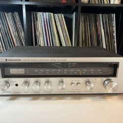 KENWOOD KR-2090 VINTAGE STEREO RECEIVER ALL FUNCTIONS-GOOD
