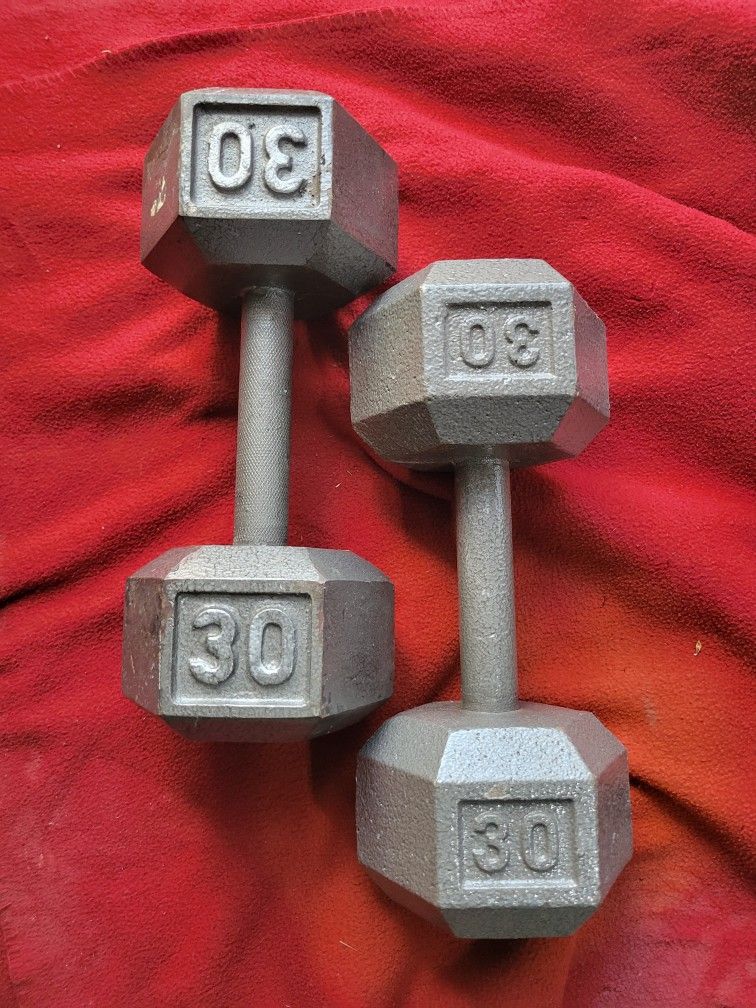 SET OF 30LB HEXHEAD DUMBBELLS
TOTAL 60LB
11525 S HALSTED dunkin donuts
60$ CASH ONLY AS IS