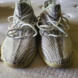 Yeezy Boost 350 V2 Blue Tint 