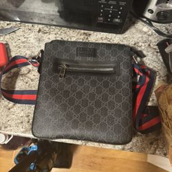 Gucci Crossbody Bag 