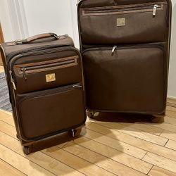 DVF Studio 24” and 20” Luggage Set (2 Pieces)