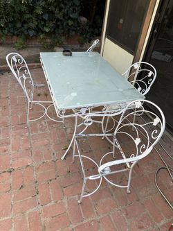 Iron Dining Set Vintage