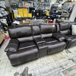Leather Loveseat Recliner /W Cupholders 