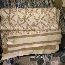 MK Scarf