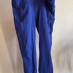 Lululemon’s Size 4-6