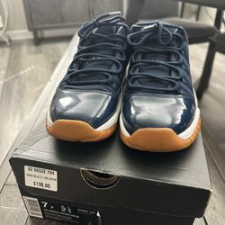 Jordan 11 Retro Low 7Y