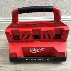 Milwaukee M18 Packout Rapid Charger