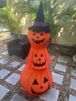 Halloween outdoor decor