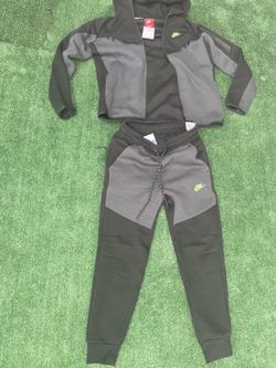 Black dark gray Nike tech