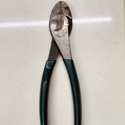 Used Diamond Brand Cable Cutters