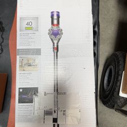 Dyson V8 Cordless Vacuum 