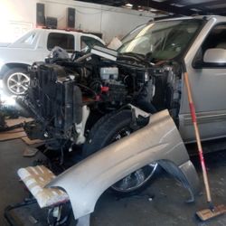 2004 Chevrolet Suburban