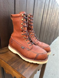 Red Wing Irish Setter WINGSHOOTER Waterproof Leather   SIZE 8.5D  SOFT TOES  In very good condition , Barely Worn, Lile New, please see photos closely