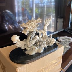 Dragon Statue 