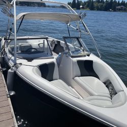 2005 Moomba Outback