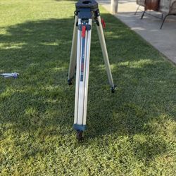 Bosch BT160 Tripod for Laser Level or Surveying