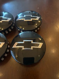 Trail boss black gloss Chevy Chevrolet center cap wheels