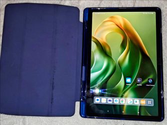 Brand New 11" Moto Pad 2026 8gb 128gb