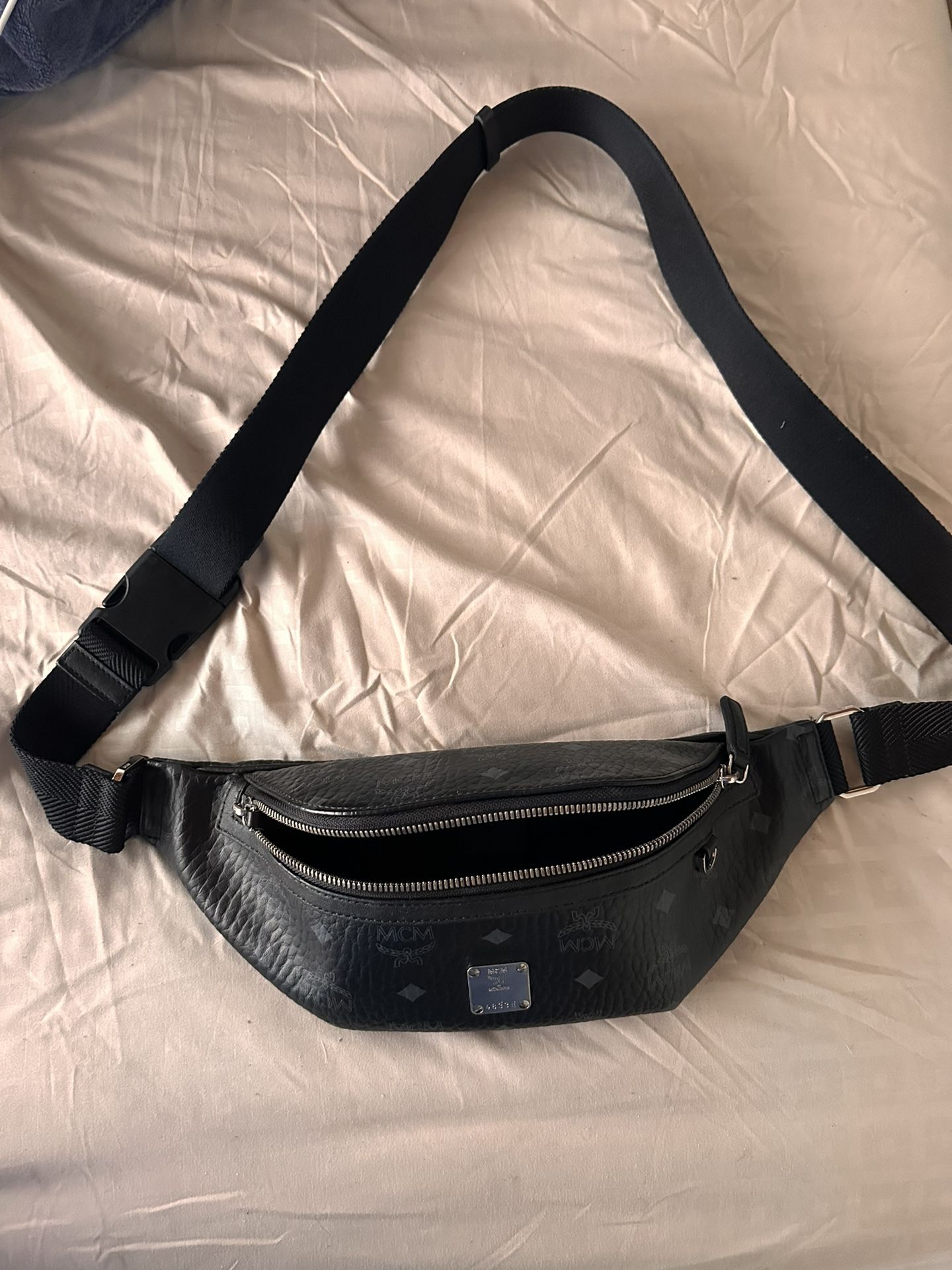 MCM Small Visetos Fursten Bag