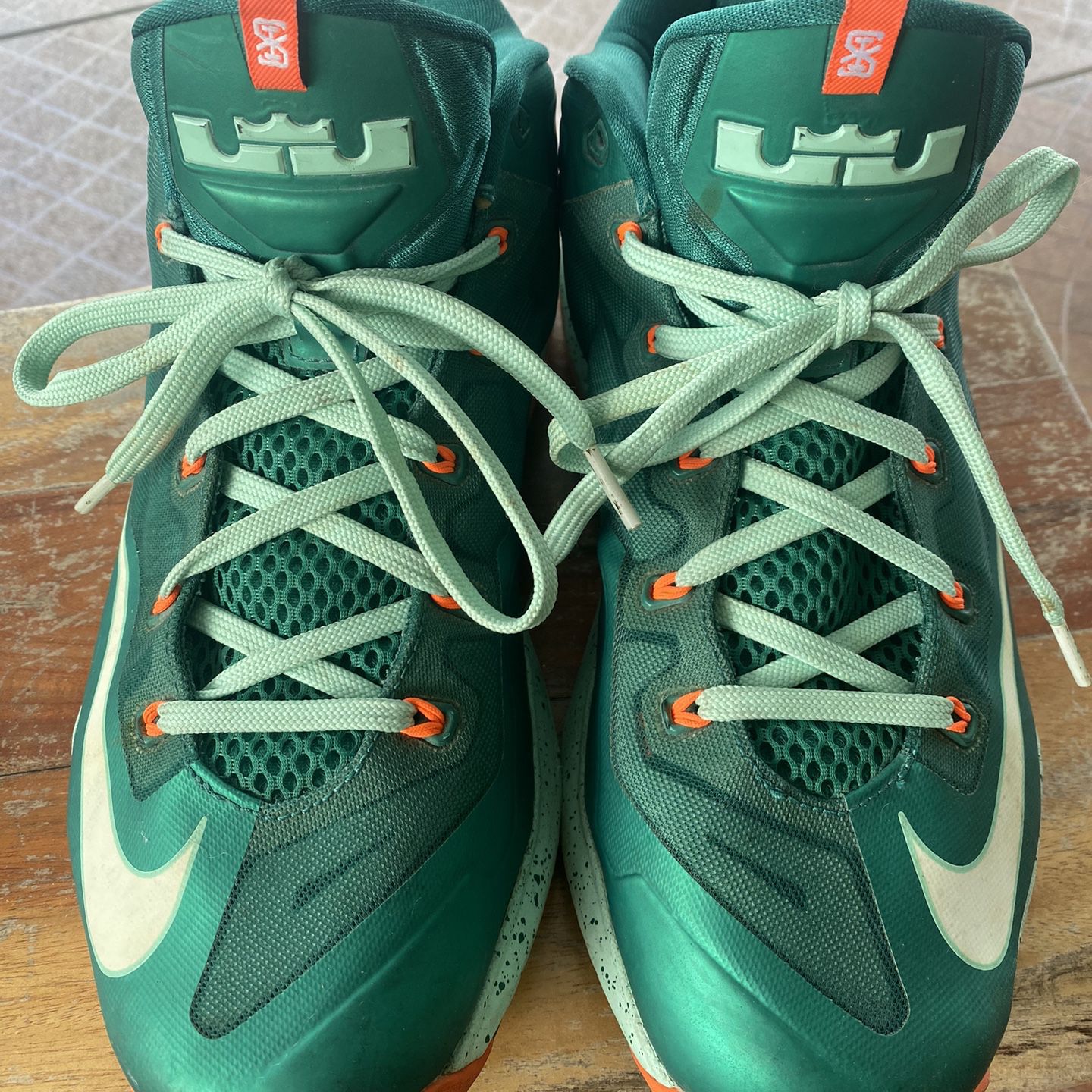 Nike Max LeBron 11 Low Biscayne Size 12