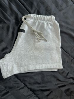 Essentials Shorts