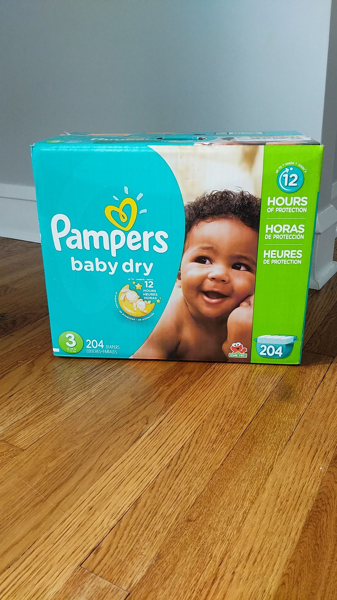 Pampers Size 3 - 204 count