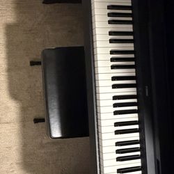 YAMAHA piano