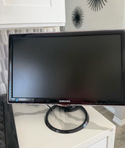 Samsung SyncMaster SA550 Monitor