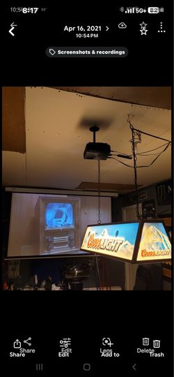 Projector screen and projector