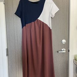 XL Flowy Dress Or Maternity Dress. Color Block Of Navy Blue White And Mauve. 
