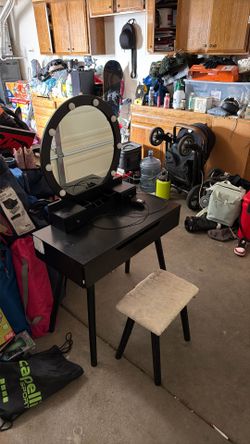 Compact Vanity With Lights
