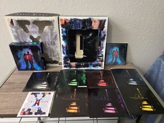 The X-Files Game Collector's Edition PC Complete 7 CDs + Hint Book