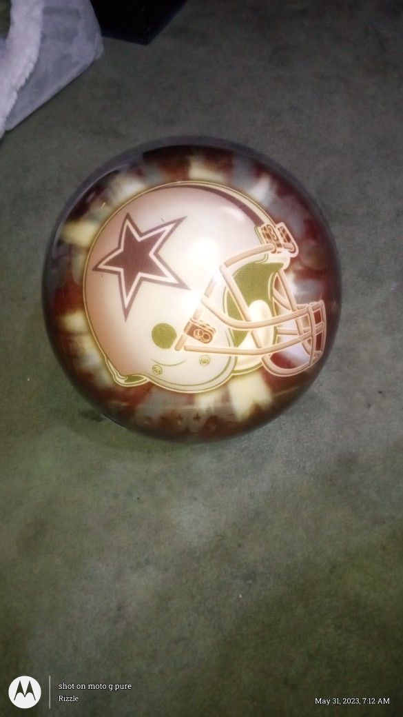 Dallas Cowboys Bowling Ball